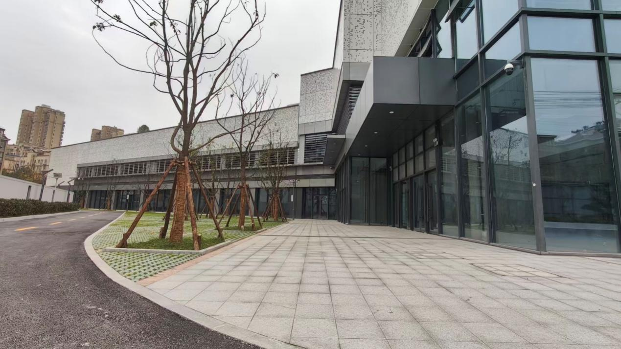 凤凰西路邻里中心项目顺利通过竣工验收